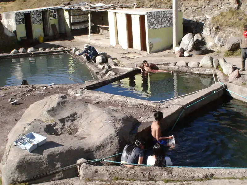 Balneario de Aguas Termales Cununyacu